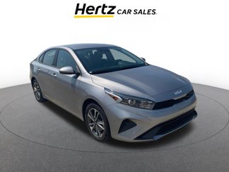 Used 2023 Kia Forte LXS image 1