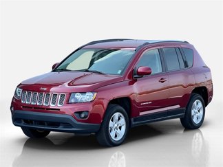 Used 2017 Jeep Compass Latitude image 1