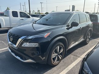 Used 2021 Nissan Rogue Platinum image 1
