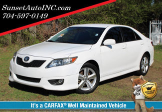 Used 2011 Toyota Camry SE image 1