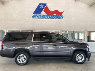 Used 2018 Chevrolet Suburban LT image 1