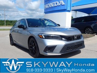 Used 2023 Honda Civic Sport image 1