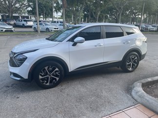 Used 2024 Kia Sportage EX image 1