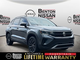 Used 2022 Volkswagen Taos S image 1