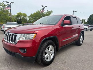 Used 2011 Jeep Grand Cherokee Laredo image 1
