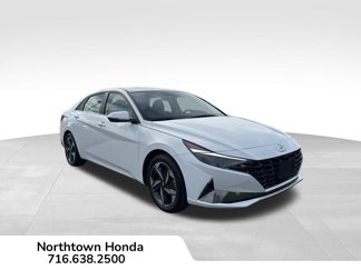 Used 2023 Hyundai Elantra Limited w/ Cargo Package image 1