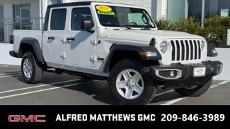 Used 2023 Jeep Gladiator Sport image 1