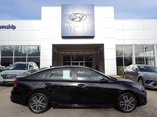 Used 2023 Kia Forte GT-Line image 1