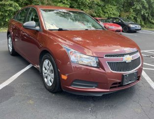 Used 2012 Chevrolet Cruze LS image 1