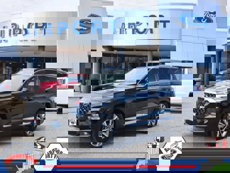 Used 2020 Hyundai Santa Fe SEL w/ Convenience Package image 1