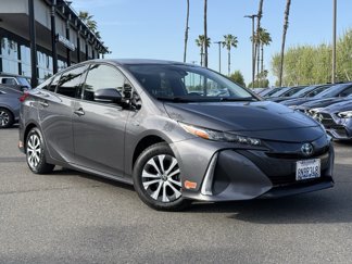 Used 2020 Toyota Prius Prime XLE image 1