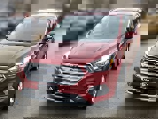 Used 2019 Ford Escape SE image 1