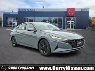 Used 2023 Hyundai Elantra SEL image 1