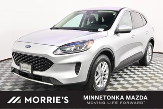Used 2020 Ford Escape SE image 1