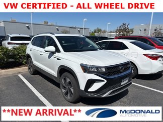 Used 2024 Volkswagen Taos SE image 1
