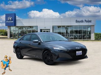 Certified 2023 Hyundai Elantra SEL image 1