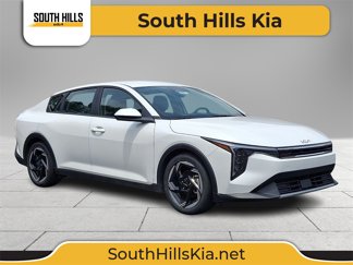 Certified 2025 Kia K4 EX image 1