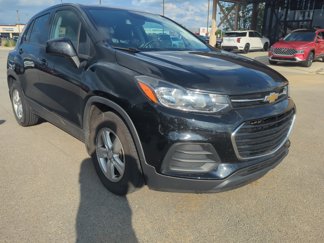 Used 2019 Chevrolet Trax LS w/ Tint and Cruise Package image 1