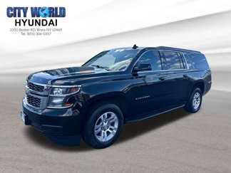 Used 2019 Chevrolet Suburban LT image 1