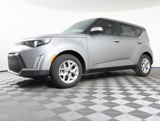 New 2025 Kia Soul LX image 1