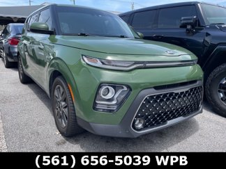 Used 2020 Kia Soul EX image 1