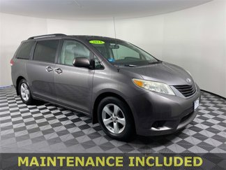 Used 2014 Toyota Sienna LE image 1