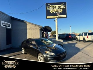 Used 2015 Dodge Dart SXT image 1