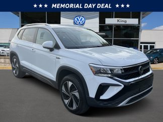 New 2024 Volkswagen Taos SE image 1