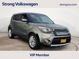 Used 2018 Kia Soul + image 1