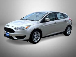 Used 2018 Ford Focus SE w/ Cold Weather Package image 1