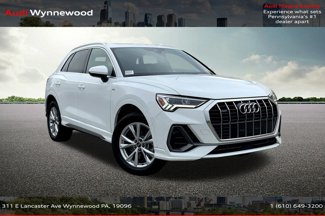 Used 2024 Audi Q3 2.0T Premium image 1