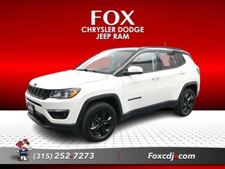 Used 2018 Jeep Compass Latitude image 1