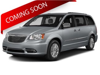 Used 2015 Chrysler Town & Country Touring-L image 1