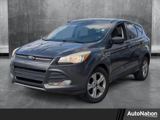 Used 2015 Ford Escape SE image 1