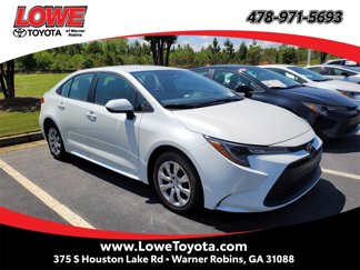 Used 2025 Toyota Corolla LE image 1