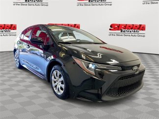 Certified 2022 Toyota Corolla LE image 1