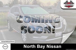 Used 2019 Nissan Rogue SV image 1