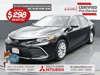 Used 2021 Toyota Camry LE image 1