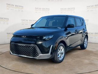 New 2025 Kia Soul S image 1