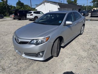 Used 2013 Toyota Camry image 1