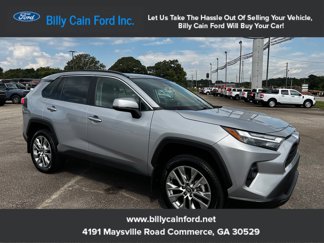 Used 2022 Toyota RAV4 XLE Premium image 1