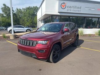 Certified 2017 Jeep Grand Cherokee Altitude image 1