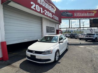 Used 2011 Volkswagen Jetta SE image 1