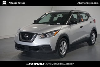 Used 2020 Nissan Kicks S image 1