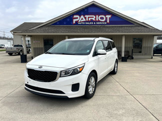 Used 2017 Kia Sedona LX w/ LX Essentials Premium Package image 1