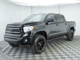 Used 2016 Toyota Tundra SR5 image 1