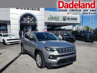 Used 2022 Jeep Compass Latitude w/ Sun and Sound Group image 1