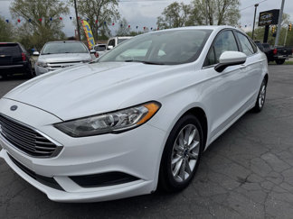 Used 2017 Ford Fusion SE w/ Fusion SE Technology Package image 1