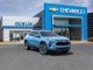 Used 2025 Chevrolet Trax LT w/ Driver Confidence Package image 1