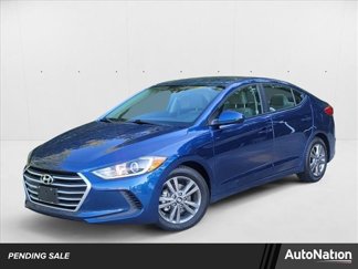 Used 2017 Hyundai Elantra SE image 1